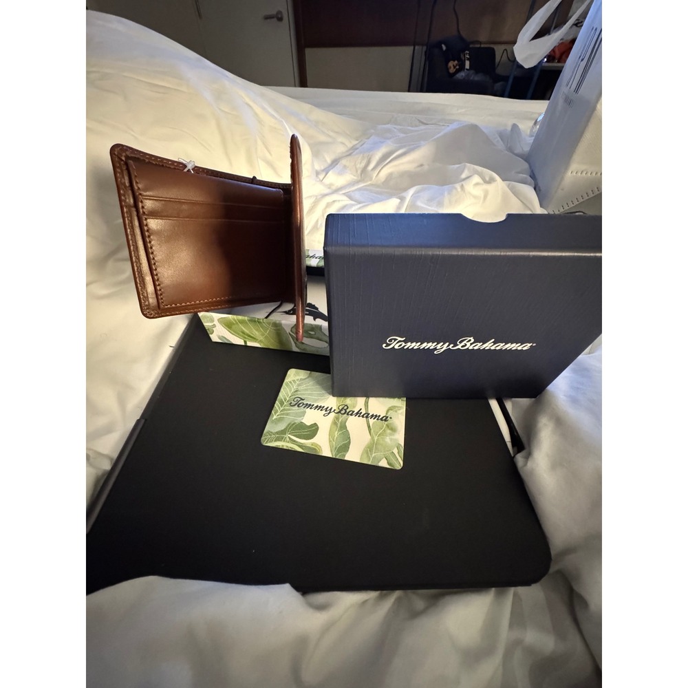 Tommy Bahama Tan Leather Wallet with Braided Detail New With Box